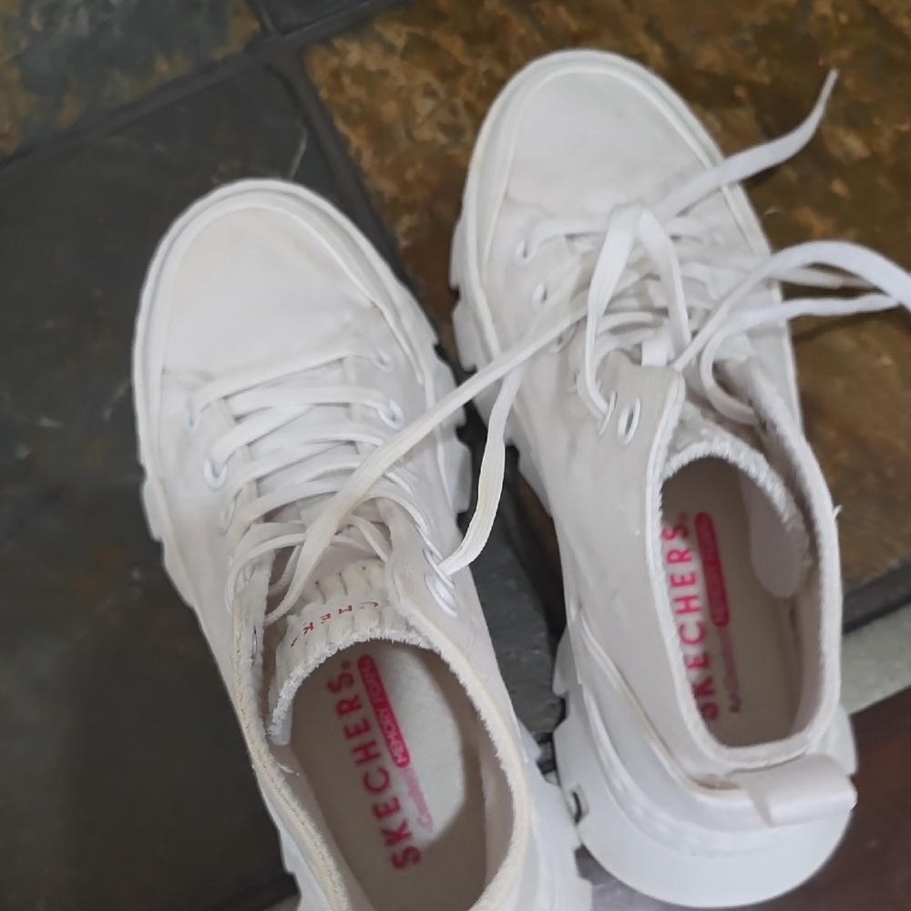 White High-Top Sneakers - Picture 5 of 5